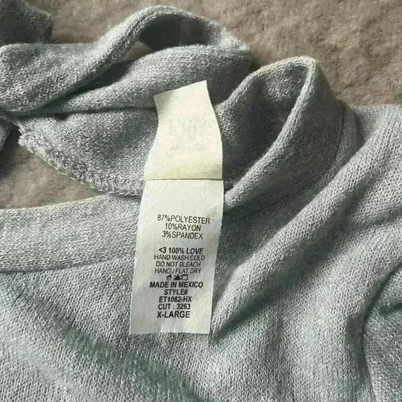 Sew in Love sweater with tie back size XL - Picture 4 of 9